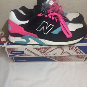 Size 12- New Balance 878 Abzorb pink/aqua/White
